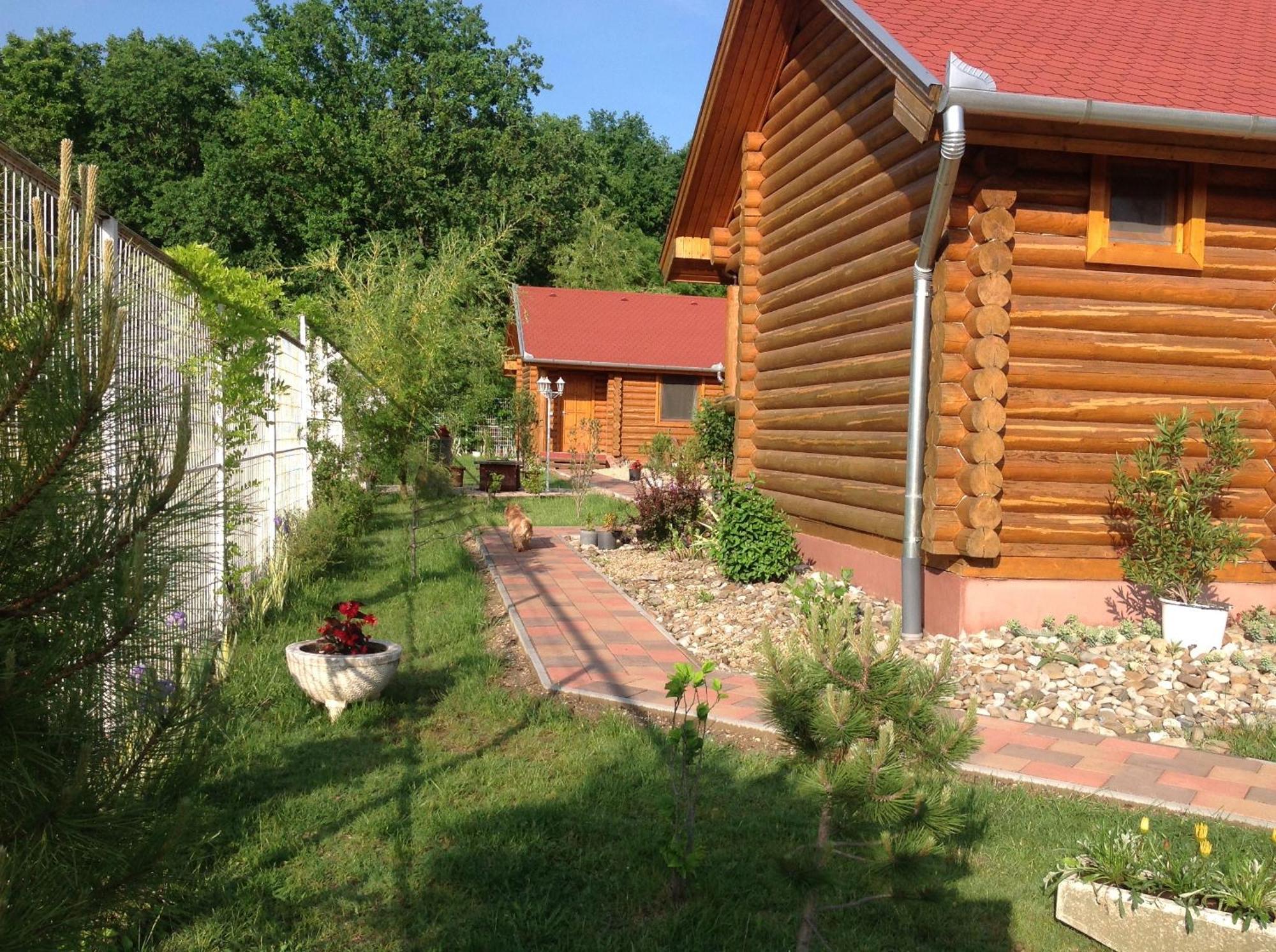 Ferienwohnung Relax Apartman Hajdúszoboszló Zimmer foto